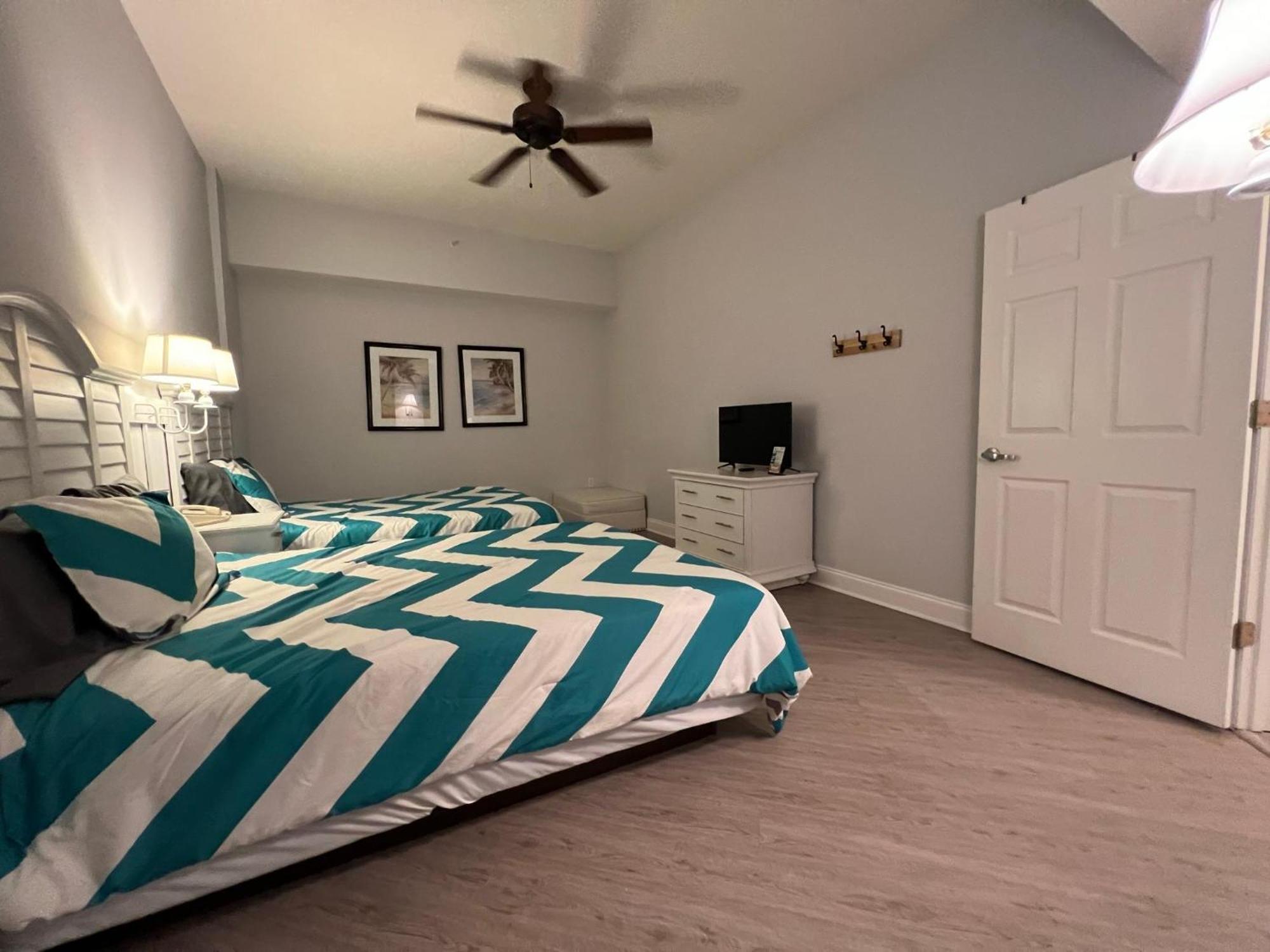 Hébergement de vacances 2501 S Ocean Blvd, 1215 - Ocean View Sleeps 8