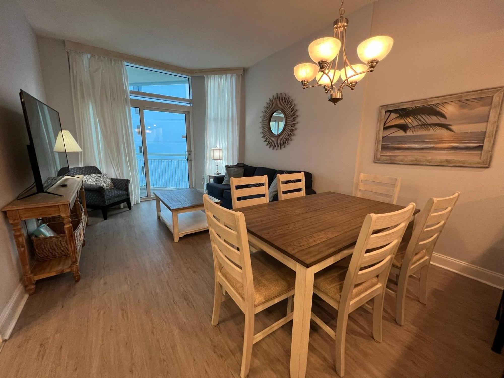 Hébergement de vacances 2501 S Ocean Blvd, 1215 - Ocean View Sleeps 8