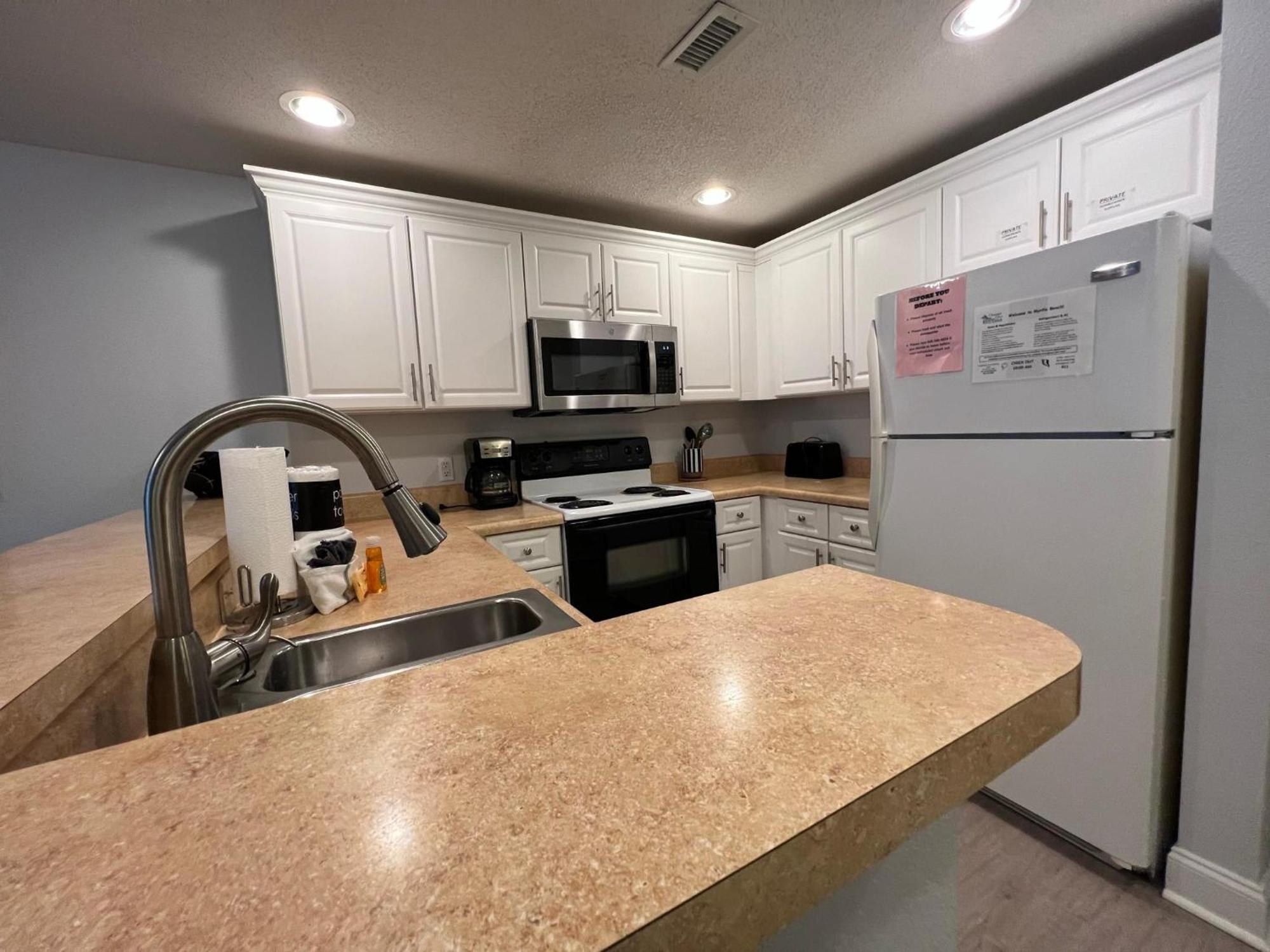 Hébergement de vacances 2501 S Ocean Blvd, 1215 - Ocean View Sleeps 8